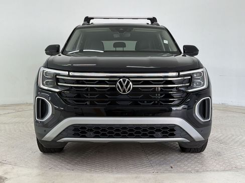 Used 2024 Volkswagen Atlas Peak Edition SEL AWD/4WD image 6
