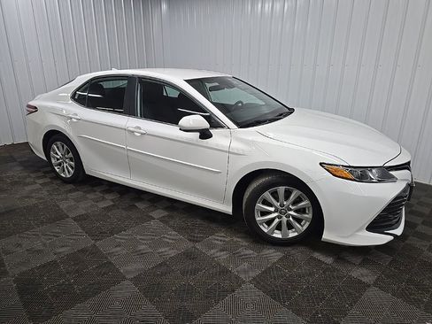 Used 2020 Toyota Camry LE w/ Carpet Mat Package FWD image 1