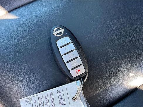 Used 2024 Nissan Murano SV image 34