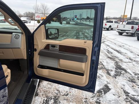 Used 2012 Ford F150 Lariat w/ Lariat Chrome Pkg image 9