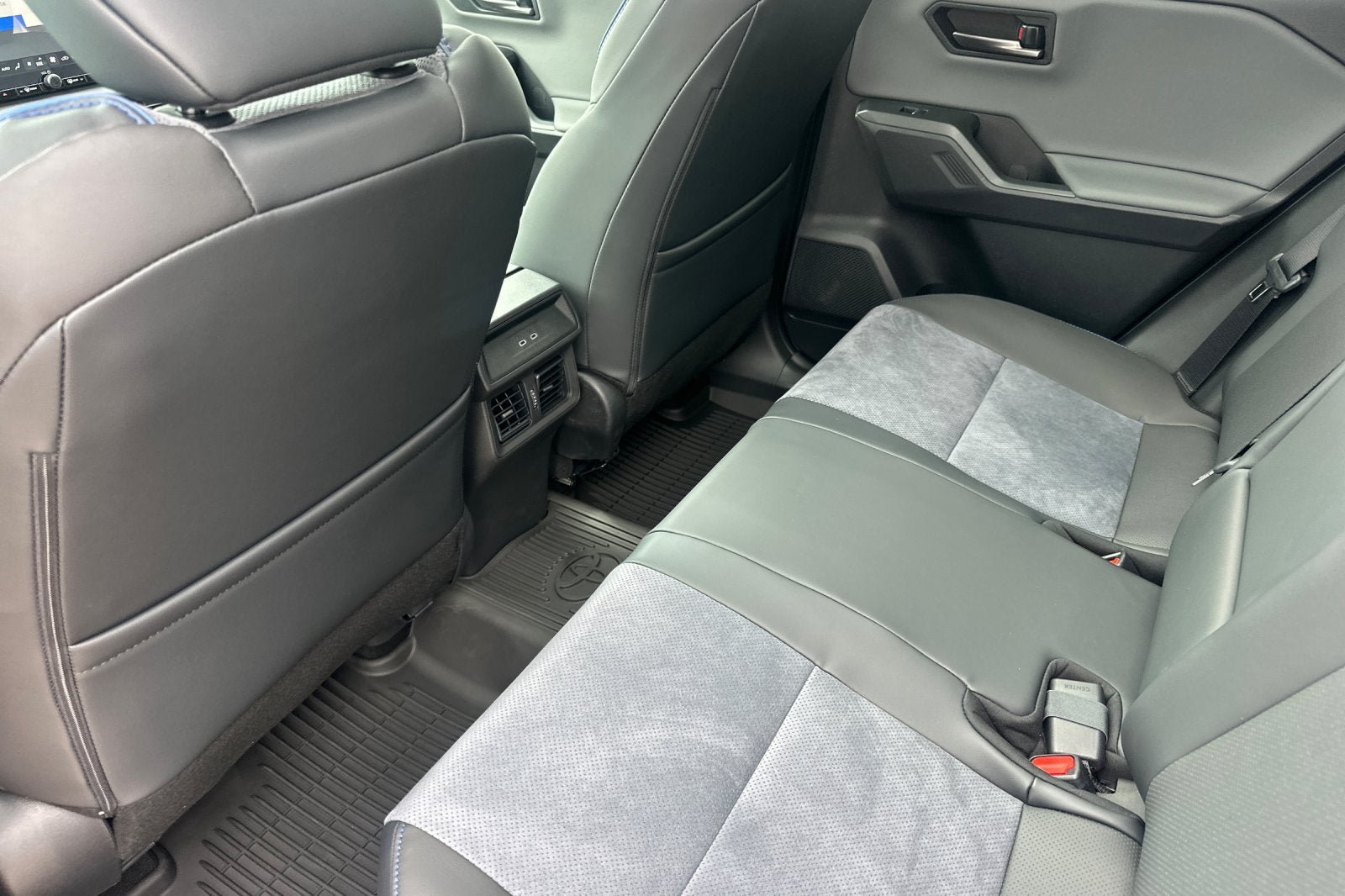 New 2026 Toyota RAV4 XSE AWD/4WD image 14