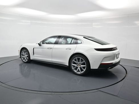 Certified 2026 Porsche Panamera image 3