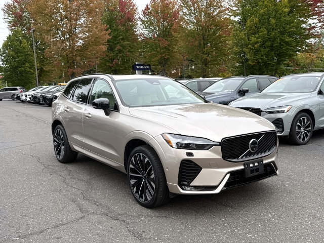 Certified 2026 Volvo XC60 B5 Ultra AWD/4WD image 5