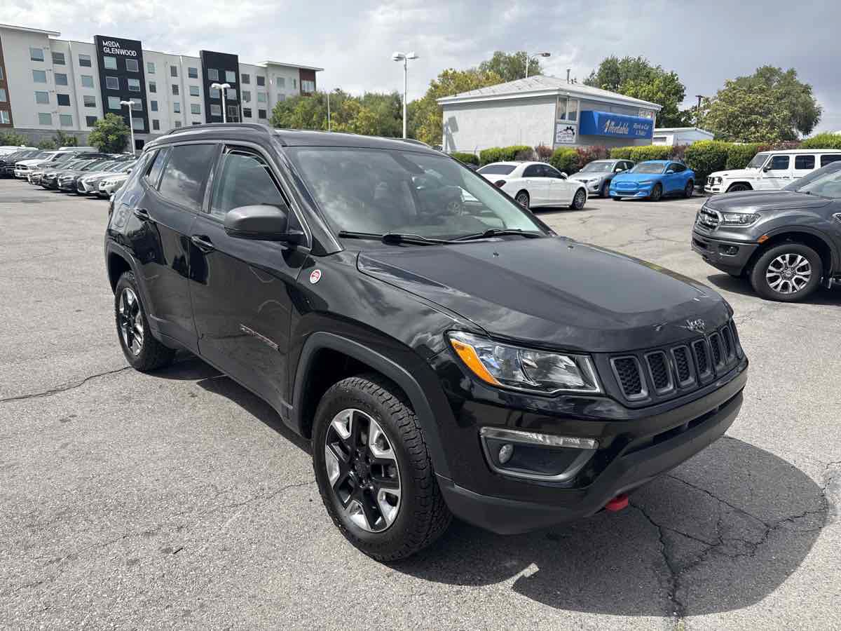 Used 2018 Jeep Compass Trailhawk w/ Navigation Group AWD/4WD image 4