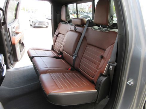 Used 2024 GMC Sierra 1500 Denali Ultimate AWD/4WD image 24