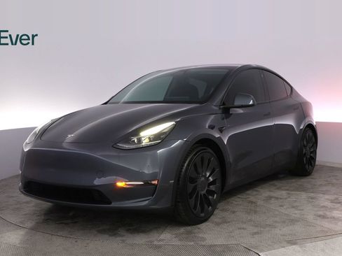 Used 2022 Tesla Model Y Performance AWD/4WD image 2