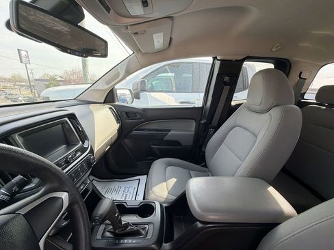 Used 2018 Chevrolet Colorado W/T w/ Custom Special Edition image 15