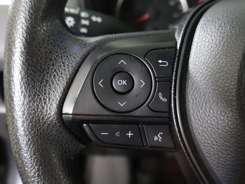 Used 2019 Toyota RAV4 LE image 37