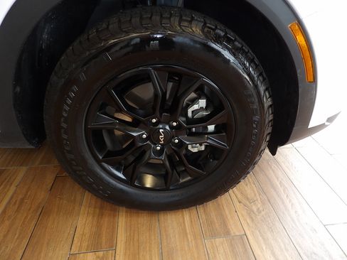 Used 2023 Kia Sportage X-Pro AWD/4WD image 4