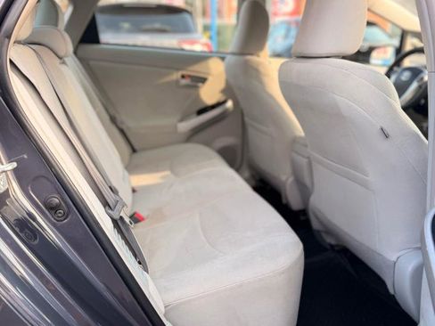 Used 2014 Toyota Prius Two image 13