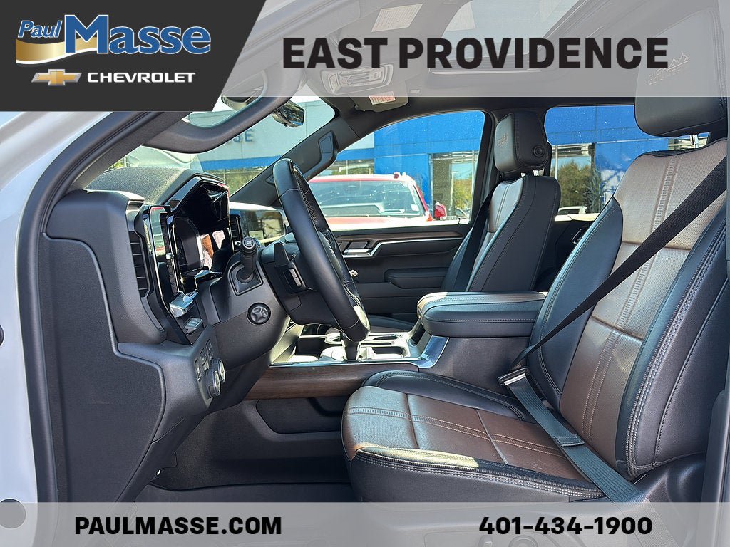 Certified 2025 Chevrolet Silverado 1500 High Country AWD/4WD image 21