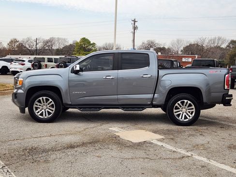 Used 2020 GMC Canyon SLT w/ Driver Alert Package image 4
