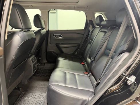 Used 2021 Nissan Rogue SL w/ Premium Package FWD image 22