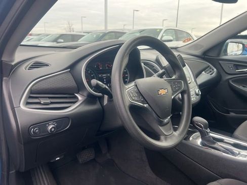Used 2024 Chevrolet Malibu LT image 9