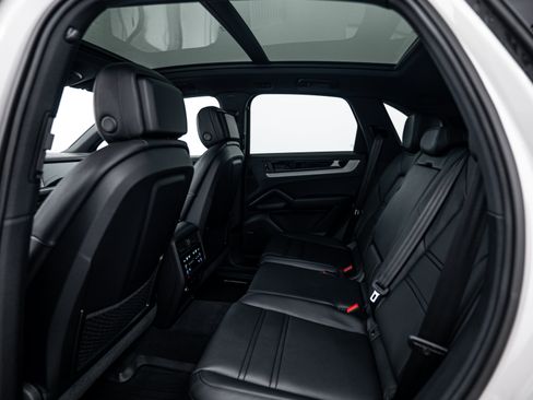 New 2026 Porsche Cayenne S AWD/4WD image 25