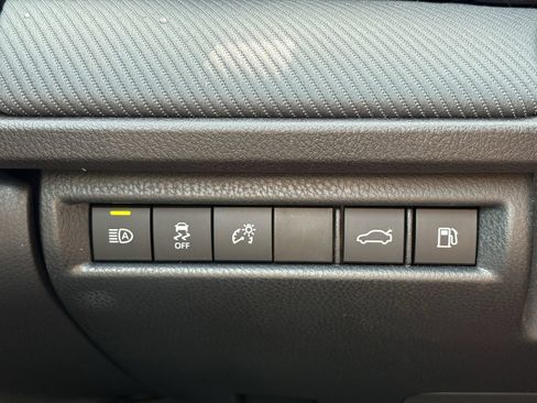Used 2025 Toyota Camry SE w/ Convenience Package AWD/4WD image 17
