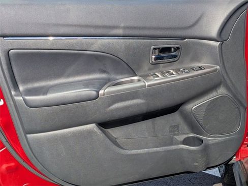 Used 2024 Mitsubishi Outlander Sport ES image 14
