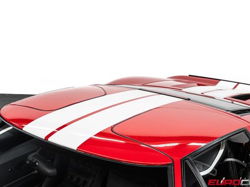 Used 2006 Ford GT RWD image 15