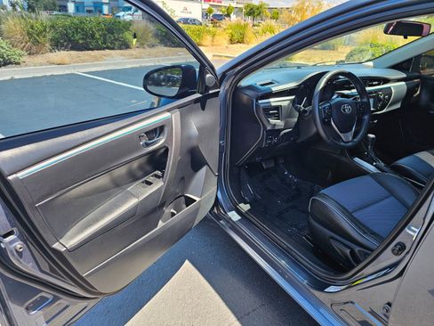 Used 2014 Toyota Corolla S FWD image 15