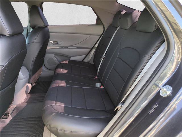 Used 2021 Hyundai Elantra SEL w/ Cargo Package FWD image 17
