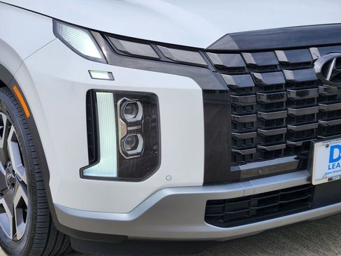 Used 2024 Hyundai Palisade SEL w/ Premium Package FWD image 9