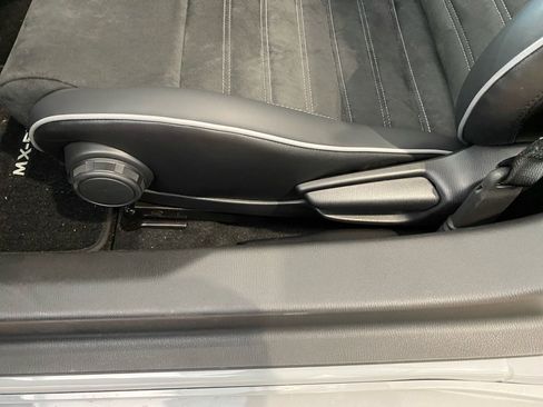 Used 2024 MAZDA MX-5 Miata RF Club image 33