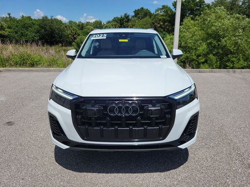 Used 2025 Audi Q7 2.0T Premium Plus AWD/4WD image 2