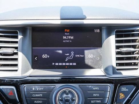 Used 2019 Nissan Pathfinder SV w/ Cargo Package AWD/4WD image 14