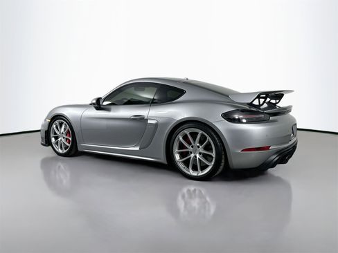 Certified 2020 Porsche 718 Cayman GT4 image 3