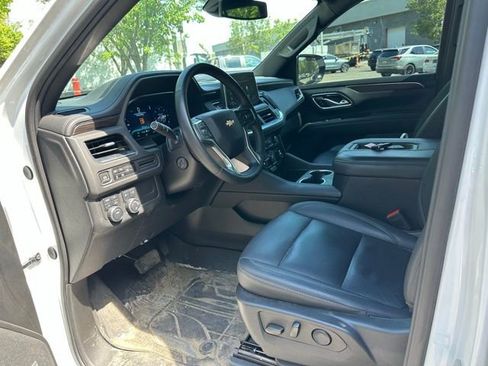 Used 2023 Chevrolet Tahoe LT w/ Luxury Package AWD/4WD image 10