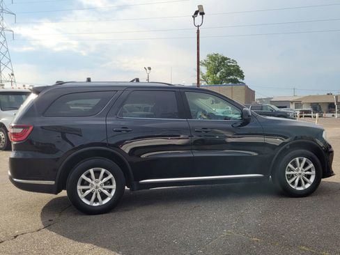 Used 2022 Dodge Durango SXT RWD image 9