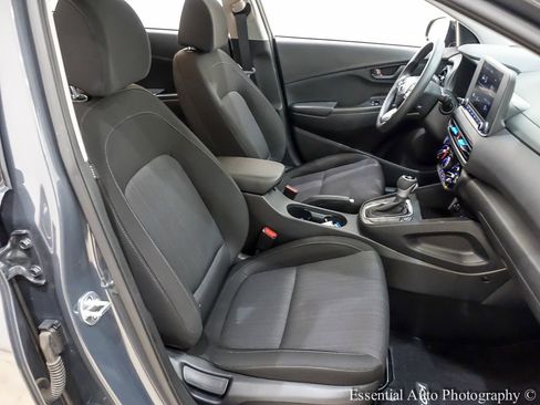 Used 2023 Hyundai Kona SEL AWD/4WD image 30
