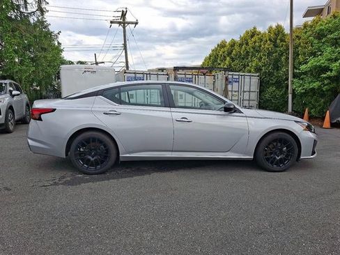 Certified 2024 Nissan Altima 2.5 SV image 7