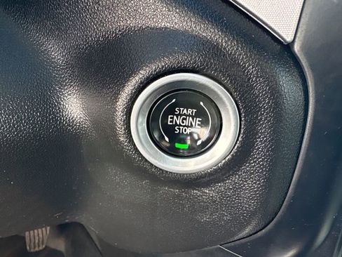 Used 2022 GMC Sierra 2500 SLT w/ SLT Premium Package image 31