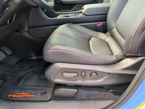 Used 2025 Honda Pilot TrailSport image 20