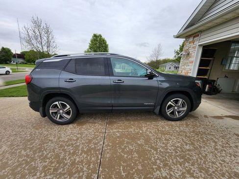 Used 2019 GMC Terrain SLT w/ Preferred Package AWD/4WD image 4