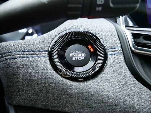 Used 2024 Jeep Compass Latitude image 49