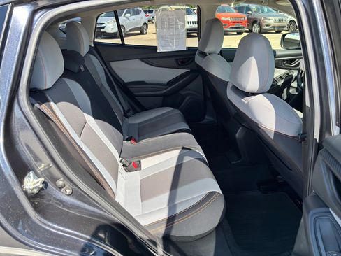 Used 2018 Subaru Crosstrek 2.0i Premium image 23