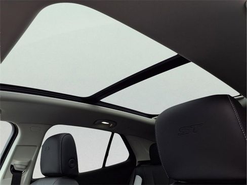 New 2026 Buick Envision Sport Touring image 23