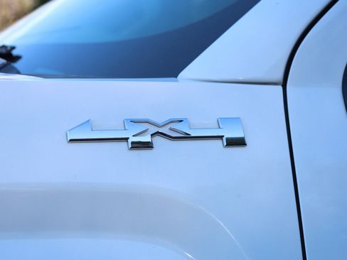 Used 2017 GMC Sierra 1500 SLT w/ SLT Premium Package image 25