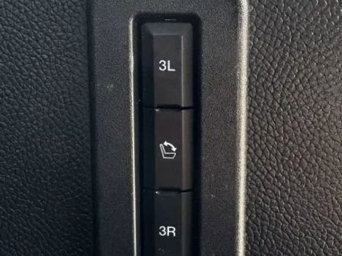 Used 2017 Ford Expedition Limited w/ Equipment Group 301A RWD image 48