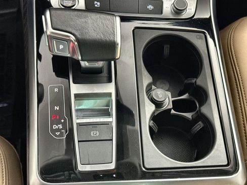 Used 2021 Audi Q7 2.0T Premium Plus w/ Executive Package image 22