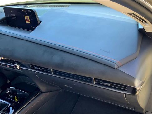 Certified 2025 MAZDA CX-30 Carbon image 17