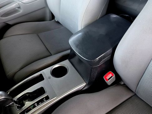 Used 2015 Toyota Tacoma PreRunner w/ TRD Sport Package image 30