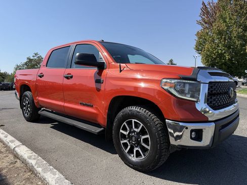 Used 2018 Toyota Tundra SR5 image 13