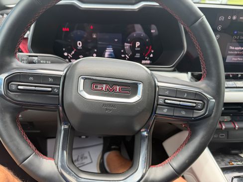 Used 2024 GMC Canyon AT4X AWD/4WD image 17