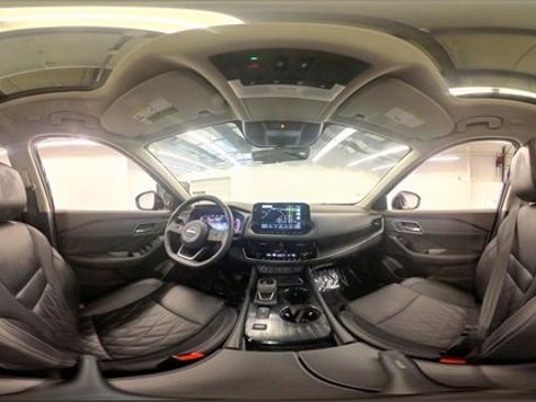 Used 2023 Nissan Rogue Platinum w/ Platinum Premium Package image 36