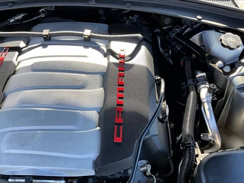 Used 2021 Chevrolet Camaro SS image 32