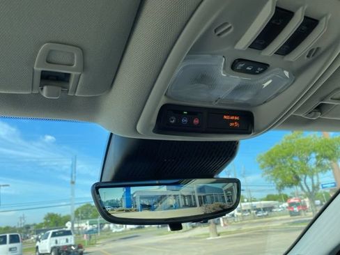 New 2027 Chevrolet Bolt RS w/ Technology Package FWD image 34