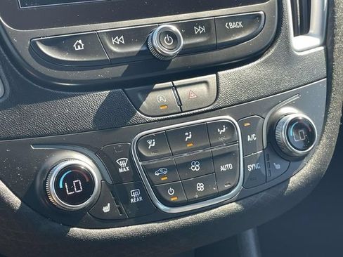 Used 2024 Chevrolet Malibu LT FWD image 28